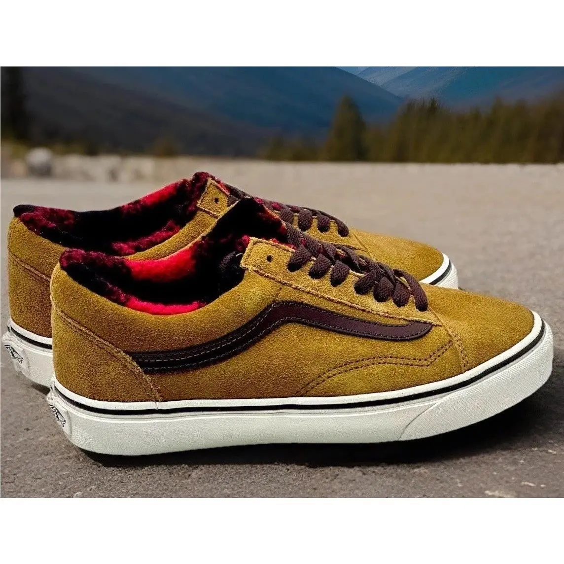 Old Skool Cozy Hug Golden Brown Buffalo Plaid Sherpa Men`s 7 Women’s 8.5 by Vans