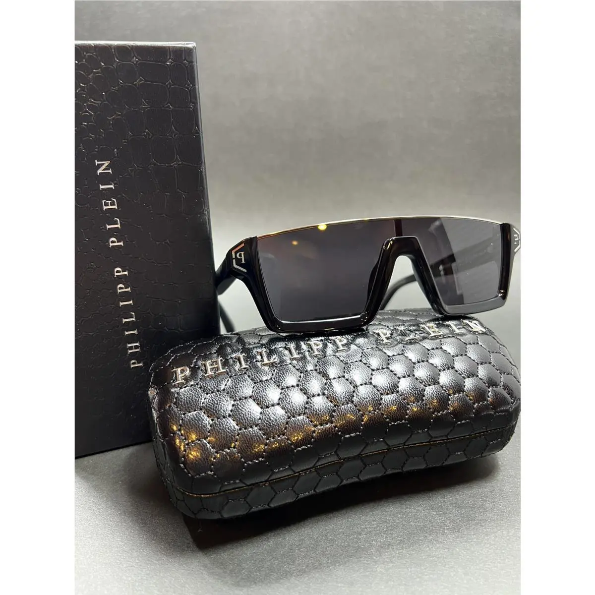 Philipp Plein Shelter SPP006M 98 Sunglasses 0700 Black Shield Gray Lens