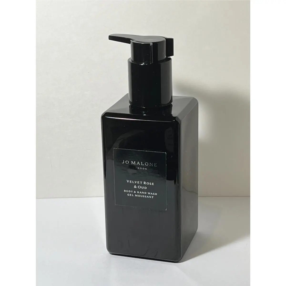 Jo Malone Velvet Rose Oud Cologne Intense Hand and Body Wash 250 Ml