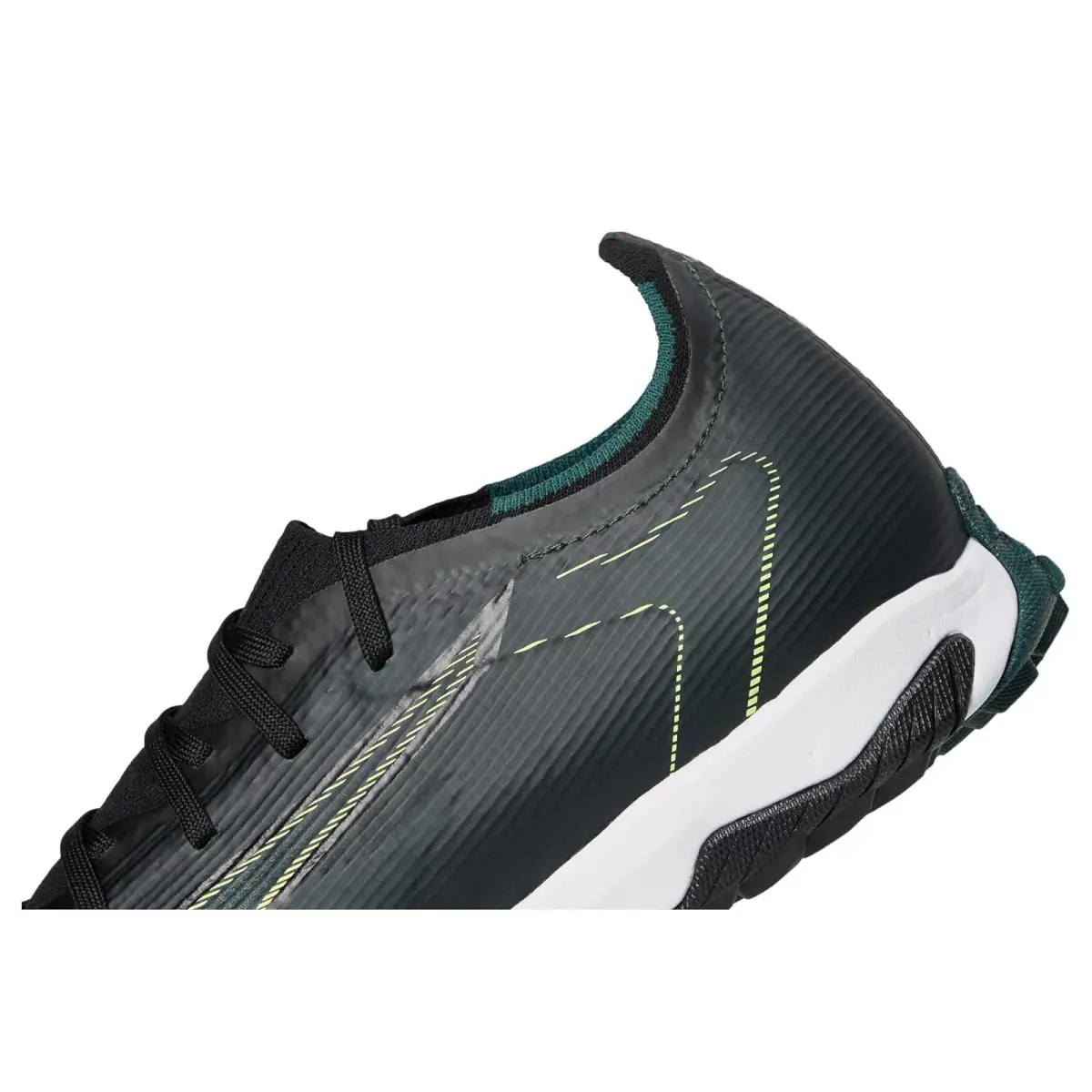 Puma shoes - Black/Fizzy Light/Green Terrain 4
