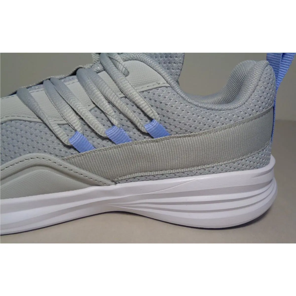 Puma shoes - Gray / Lavender (UPC: 196857568869) 9