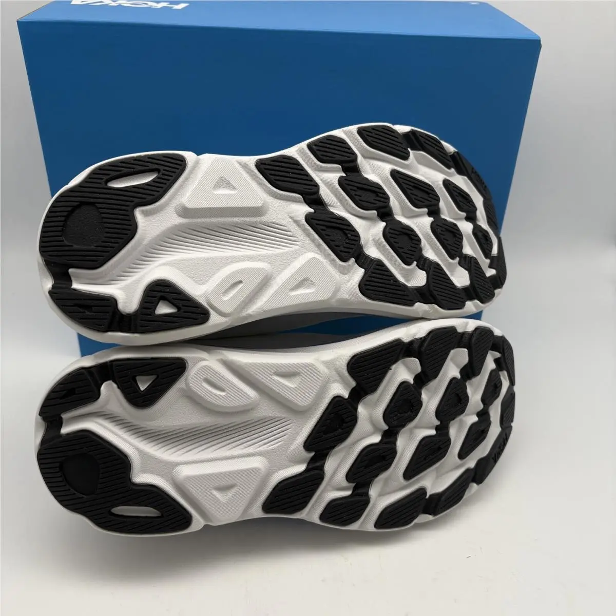 Hoka shoes - Hoka One One Clifton 9 - 1127895 - Blue 15