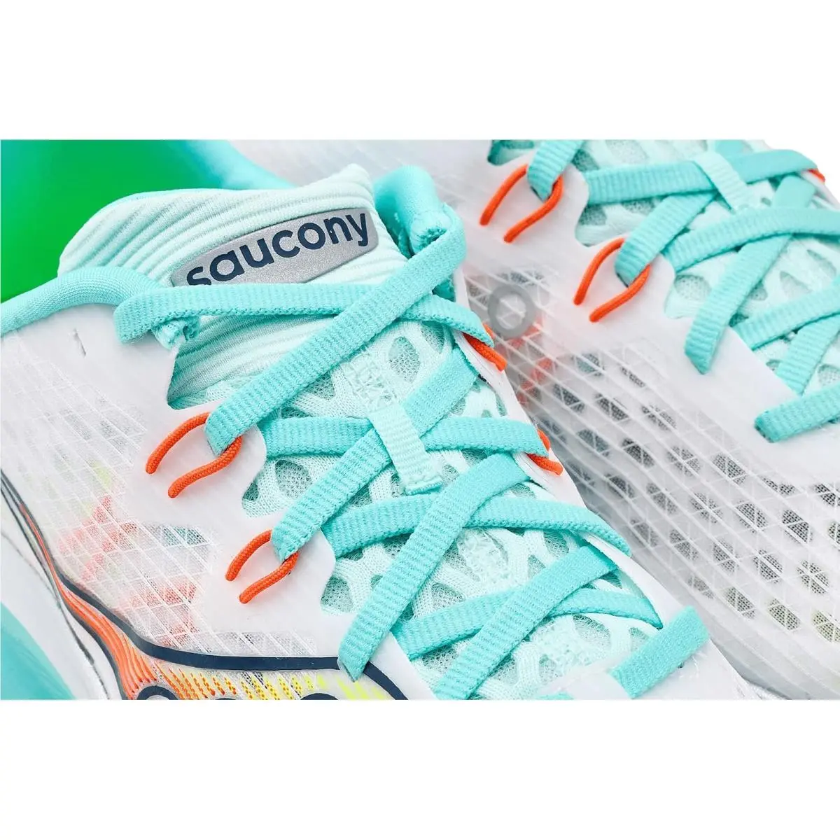 Saucony shoes - Black/White 18