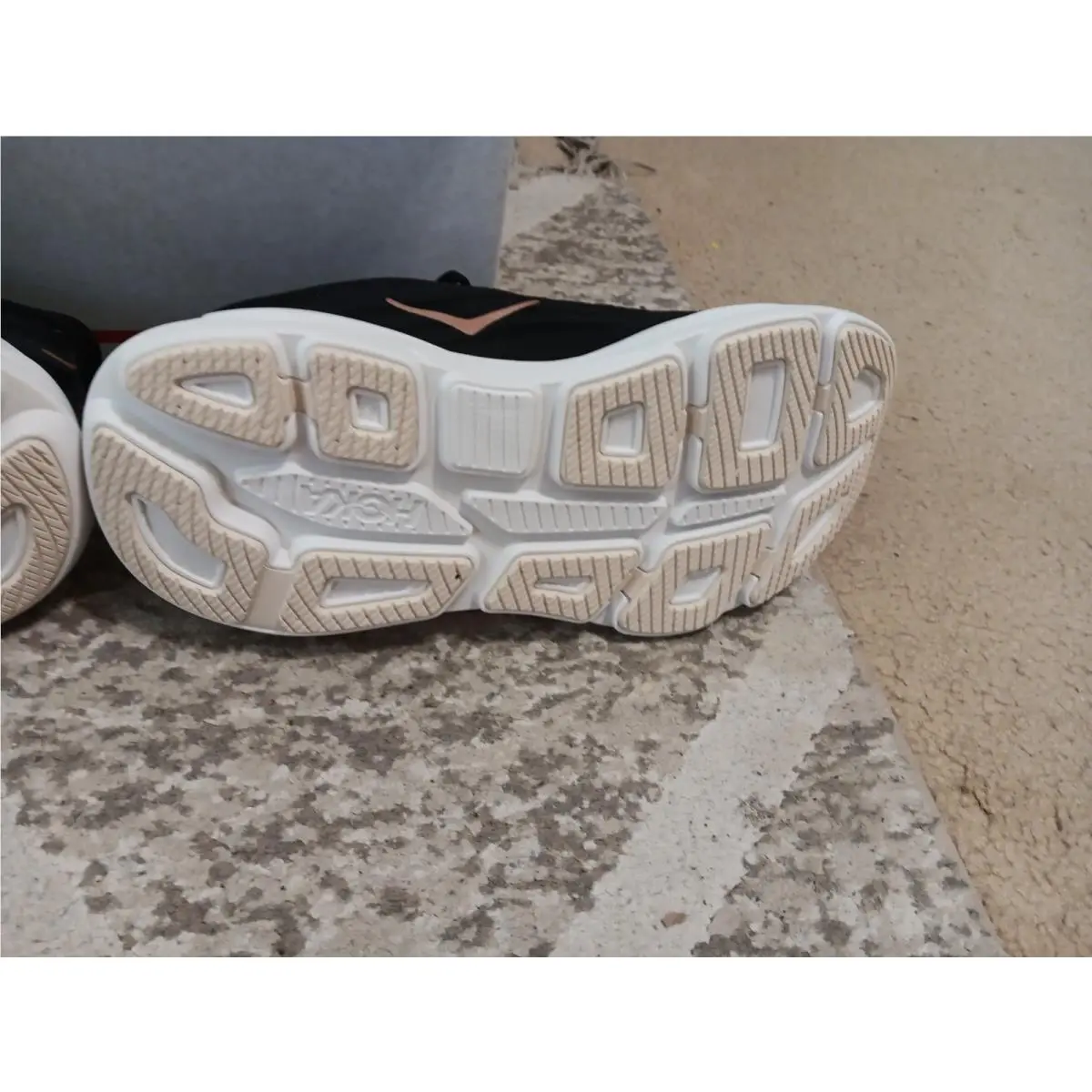 Hoka shoes - Hoka One One Bondi - One One Bondi - 1162012 - Black 14