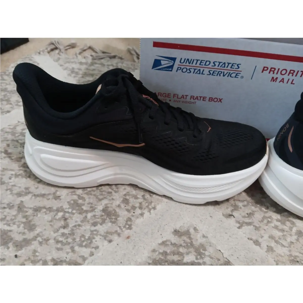 Hoka shoes - Hoka One One Bondi - One One Bondi - 1162012 - Black 2