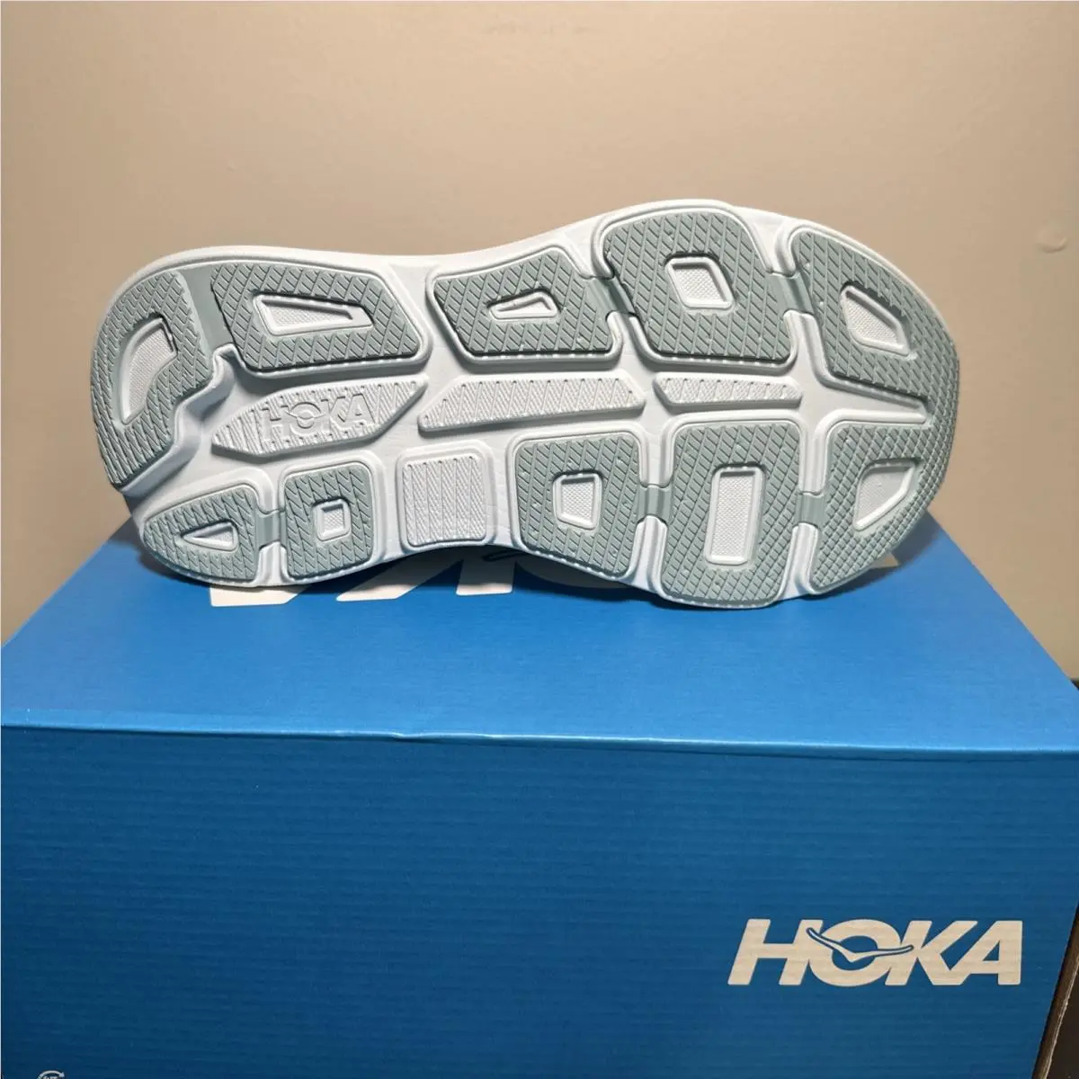Hoka shoes - Hoka Bondi 9 - Bondi - 1162012 - Raindrop Ash Grey 8