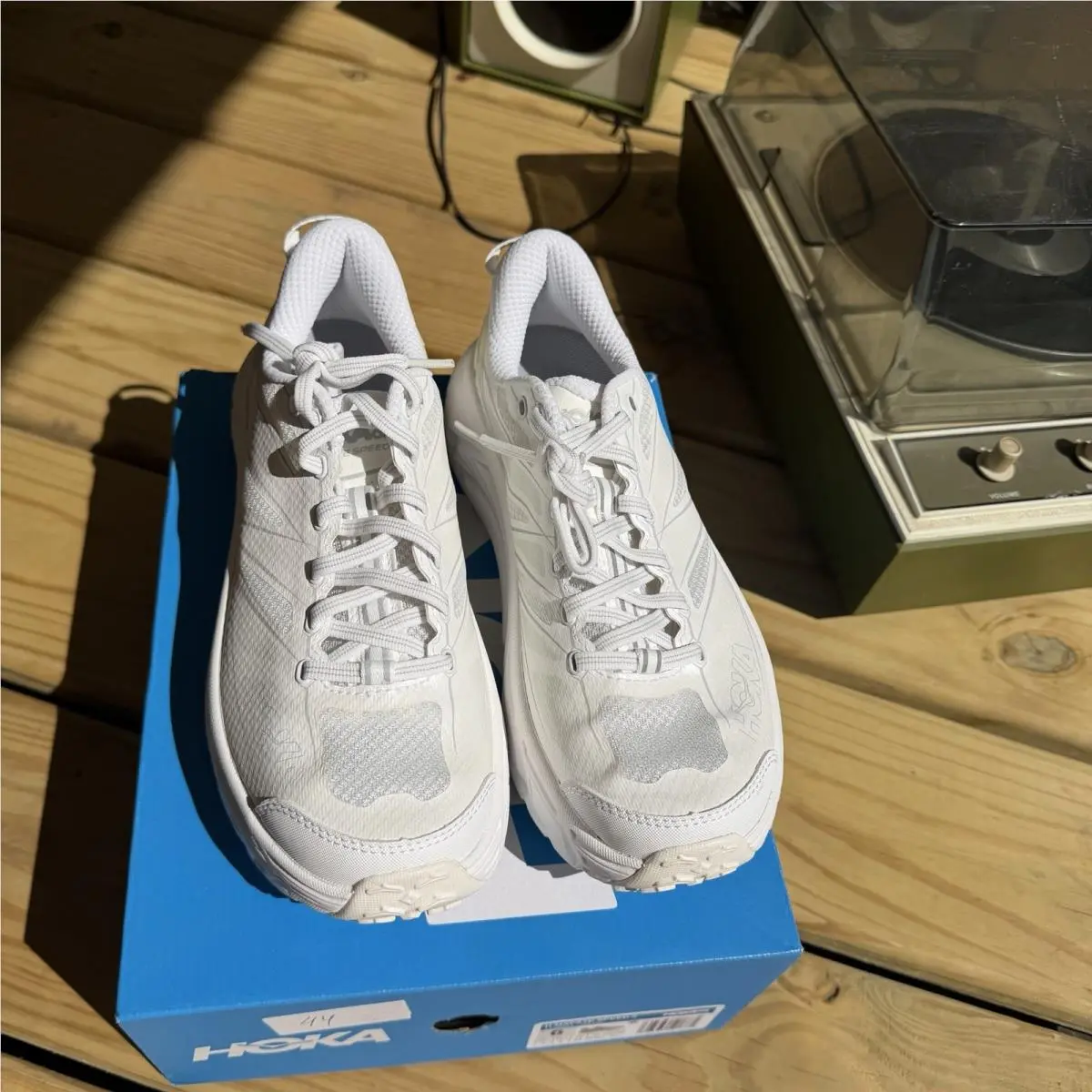 Hoka shoes - Hoka One One Mafate 2 - 1126851 WLRC - White 0