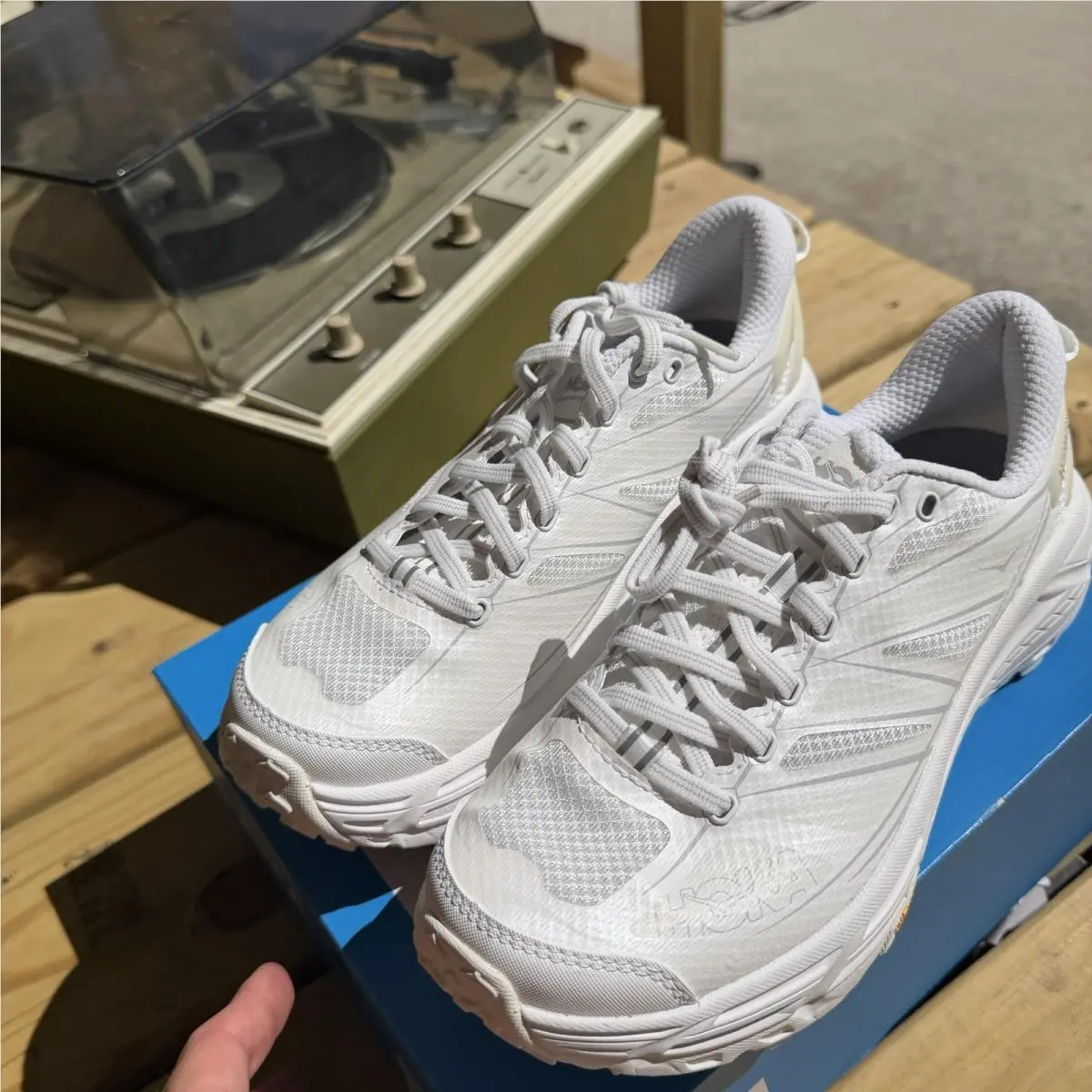 Hoka shoes - Hoka One One Mafate 2 - 1126851 WLRC - White 4