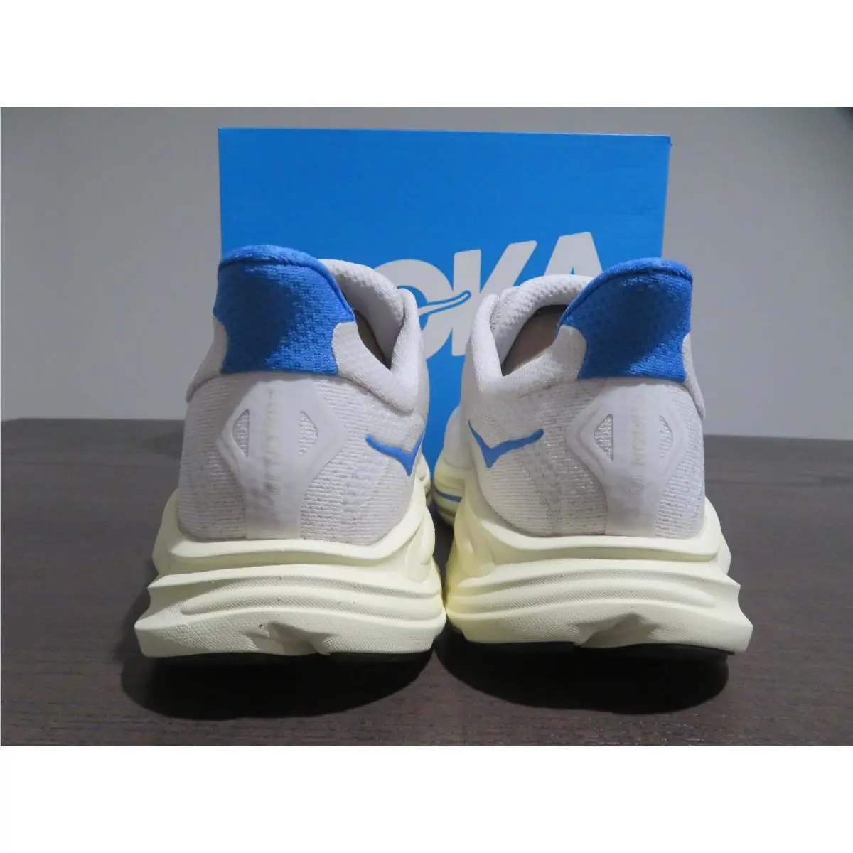 Hoka shoes - Hoka One One Clifton 10 - Gray 2