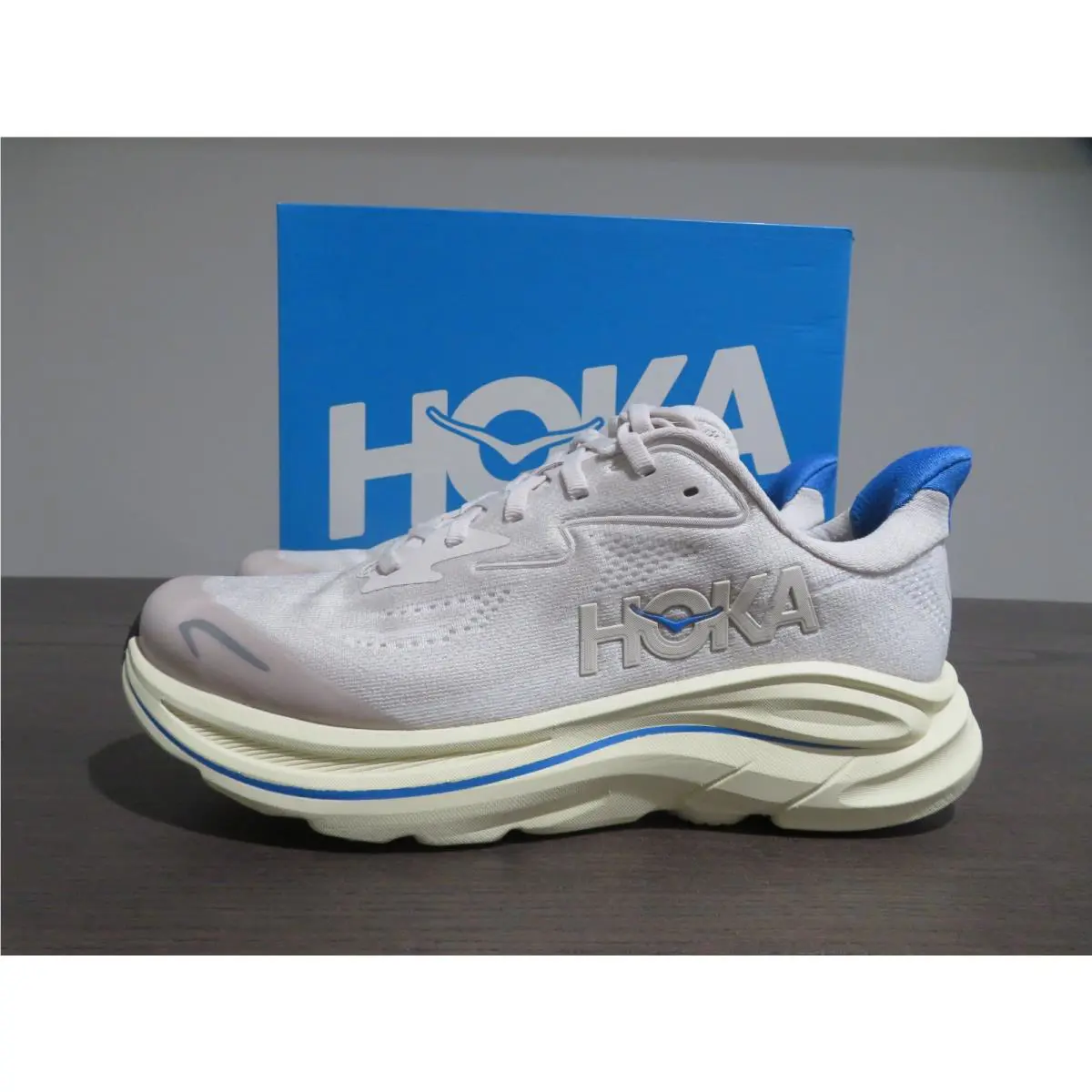 Hoka shoes - Hoka One One Clifton 10 - Gray 1