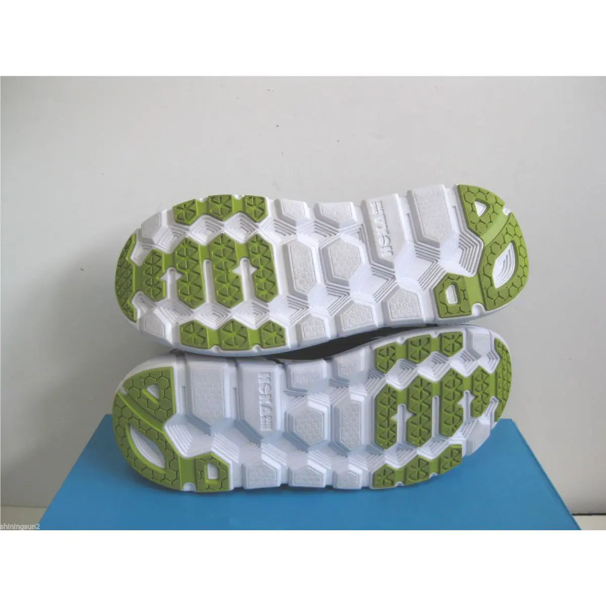 Hoka shoes - Grey/ Lime 4