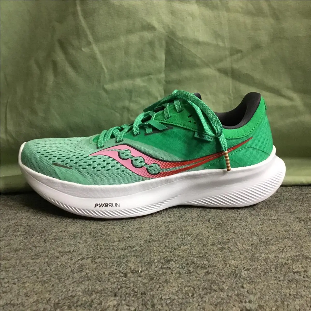 Women’s Saucony S10830-25 Sprig/peony Ride 16 Sneakers Size 10 Medium