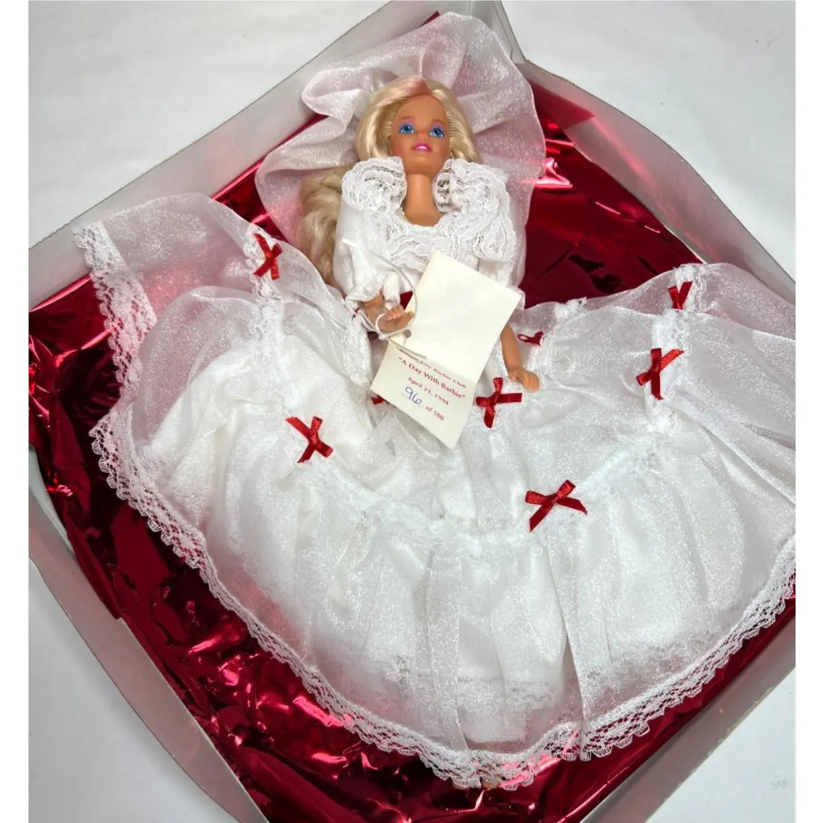 Vtg Music City Barbie Club A Day with Barbie Doll 96 Of 100 Nashville 1994