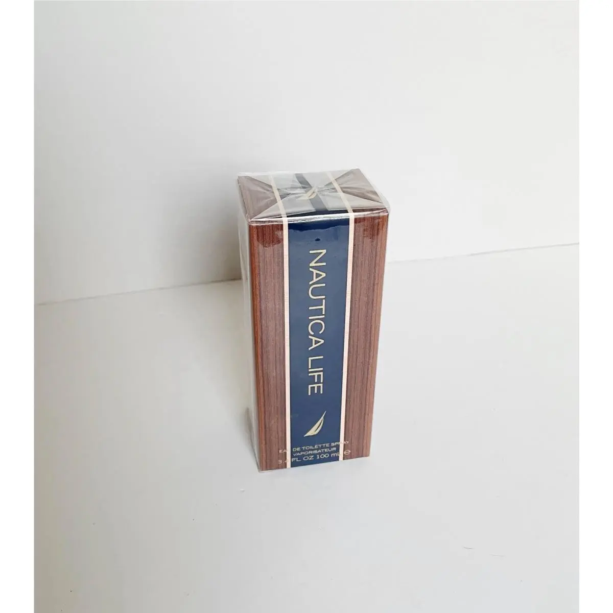 Nautica Life By Nautica Eau De Toilette Spray For Men 3.4 oz / 100 ml
