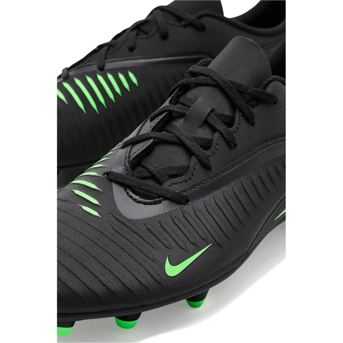 Nike shoes - Black/Illusion Green/Black 4