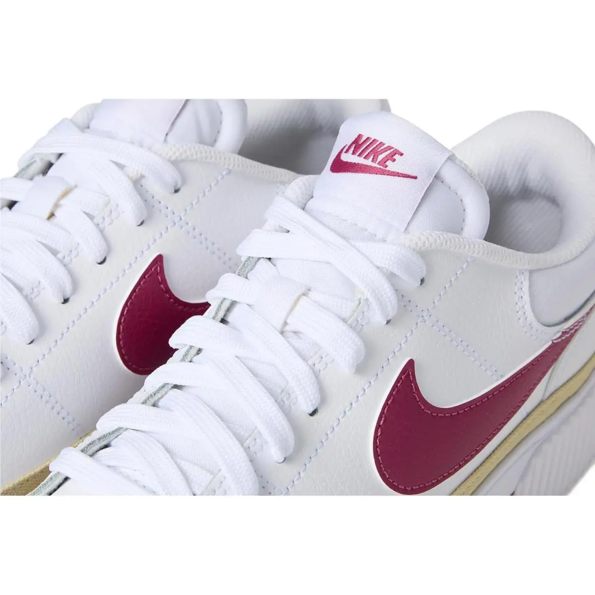 Nike shoes - Shimmer/Chalk/Pale Ivory/Pollen 32