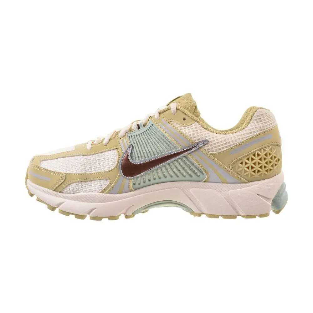 Nike shoes - Team Gold/Fauna Brown 2