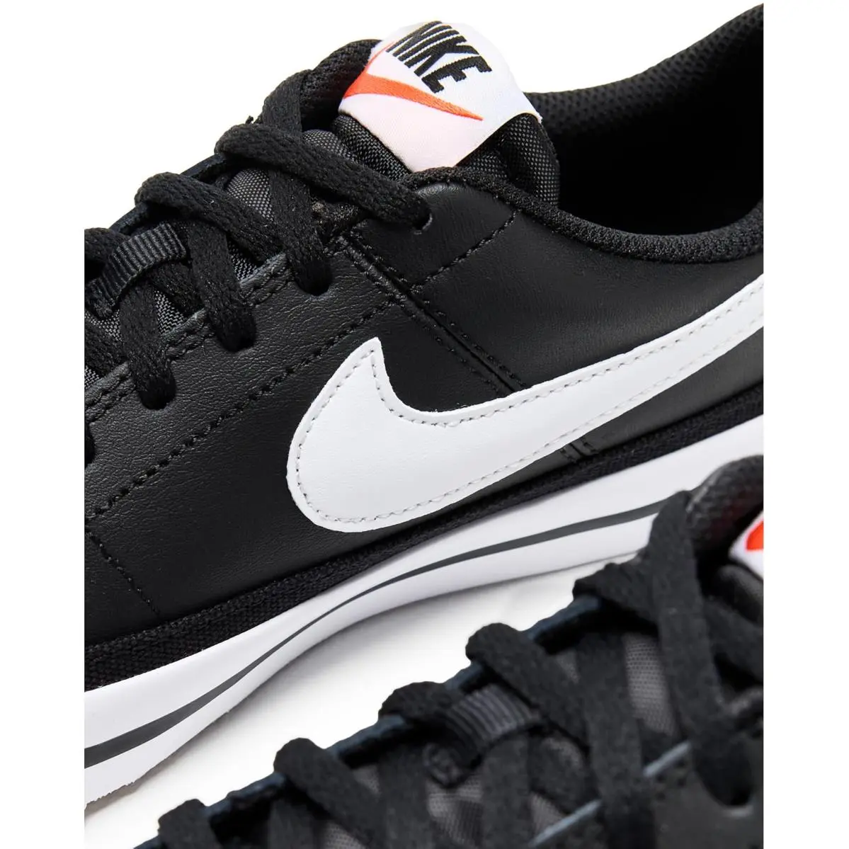 Nike shoes - Black/White/Gum Light Brown 4