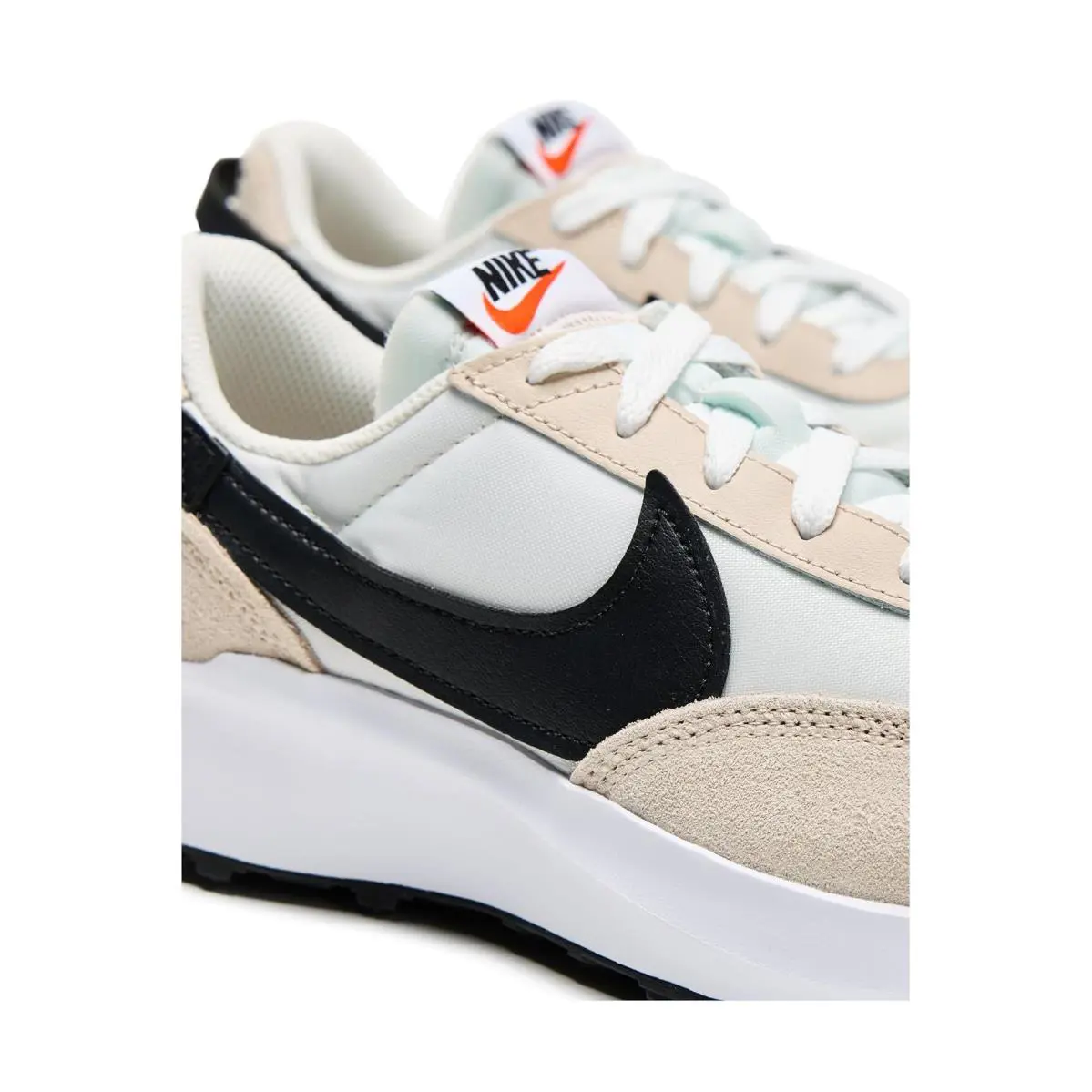 Nike shoes - Black/White/Orange/Clear 18