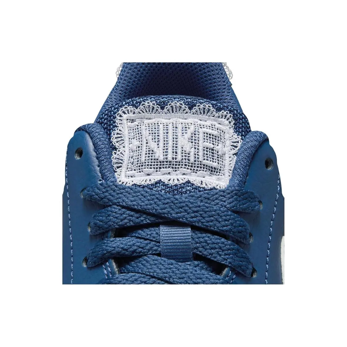 Nike shoes - Black/Black/White 25
