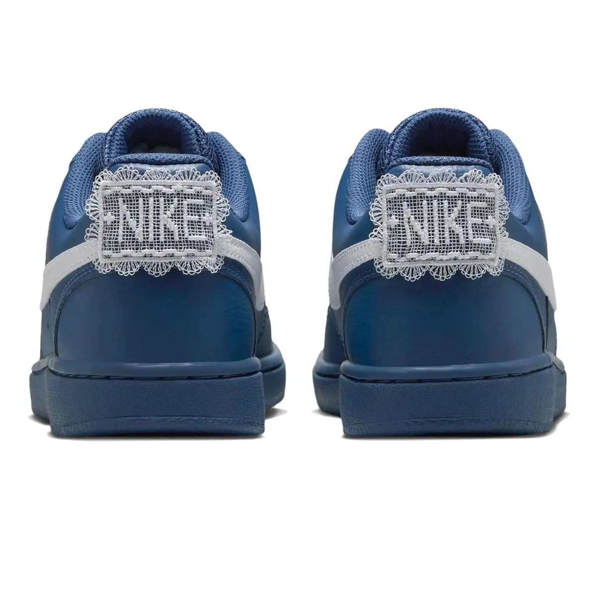 Nike shoes - Black/Black/White 26