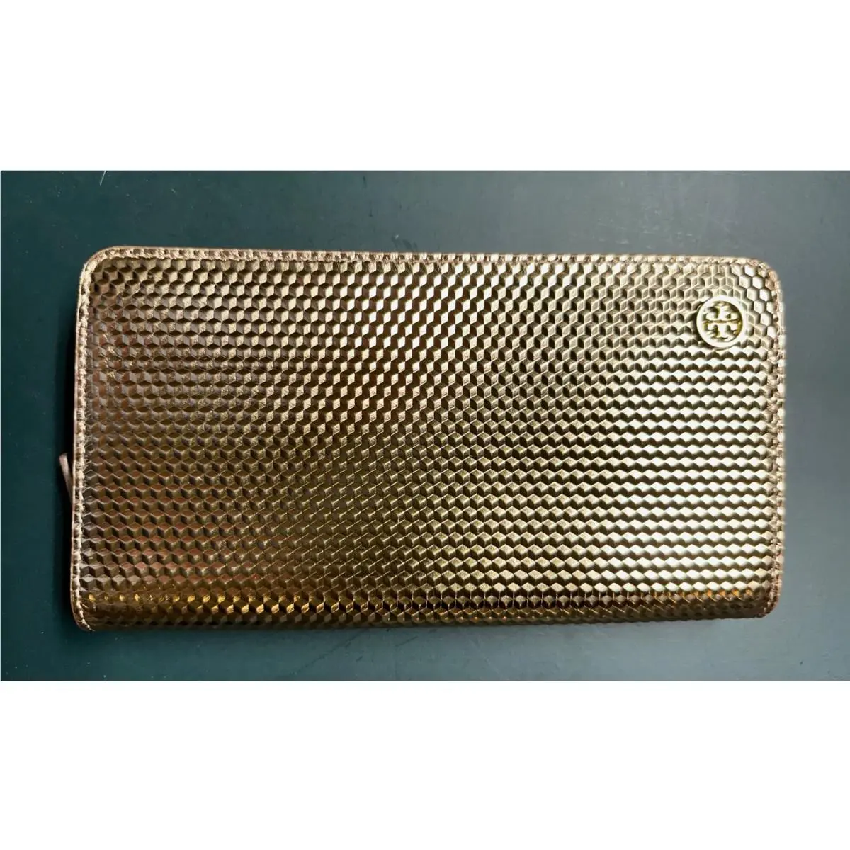 Tory Burch Women`s Metallic Geo Zip Continental Wallet Light Copper