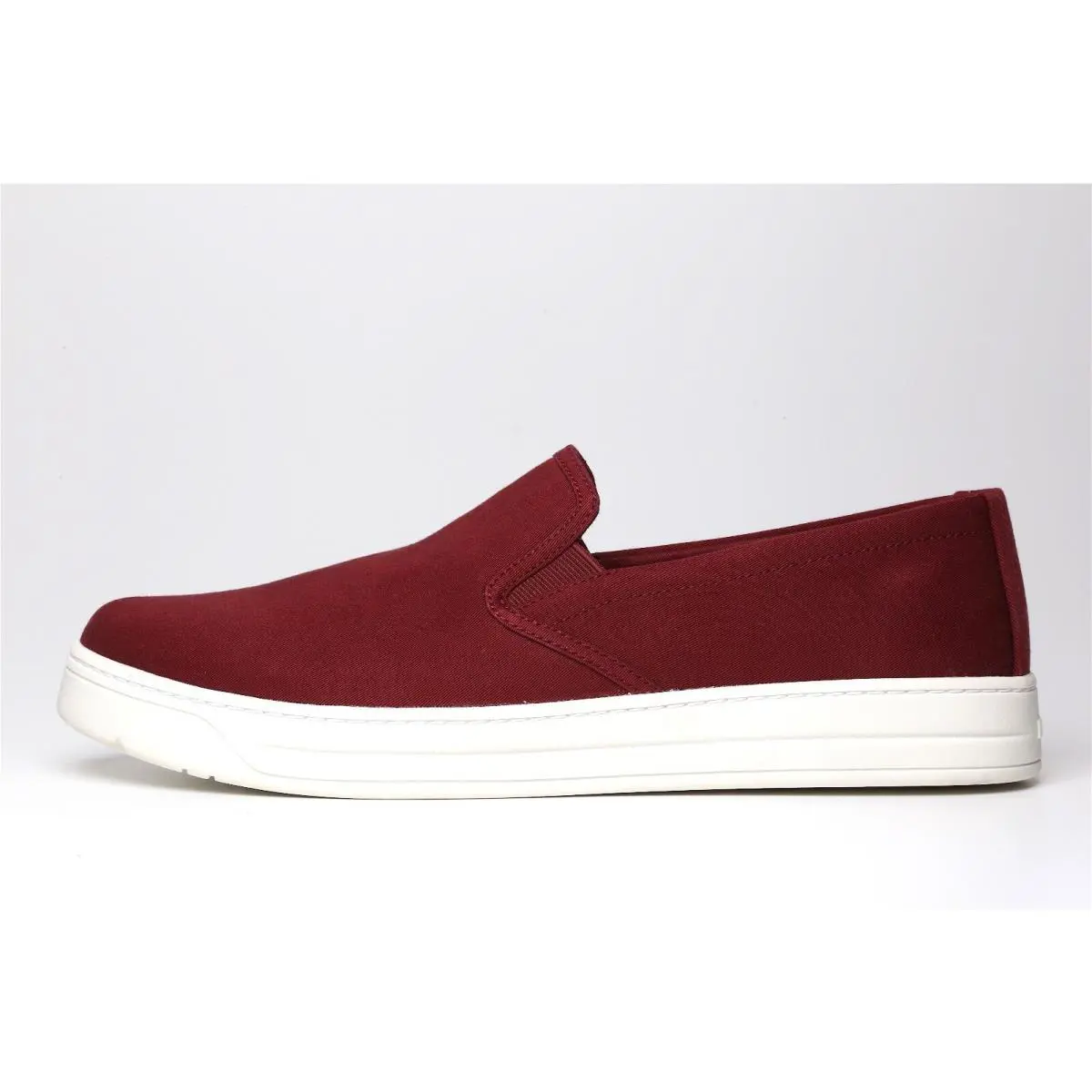 Prada Gabardine Women`s Burgundy Slip On Sneakers Z4417 Size 40.5 Eur / 10.5 US