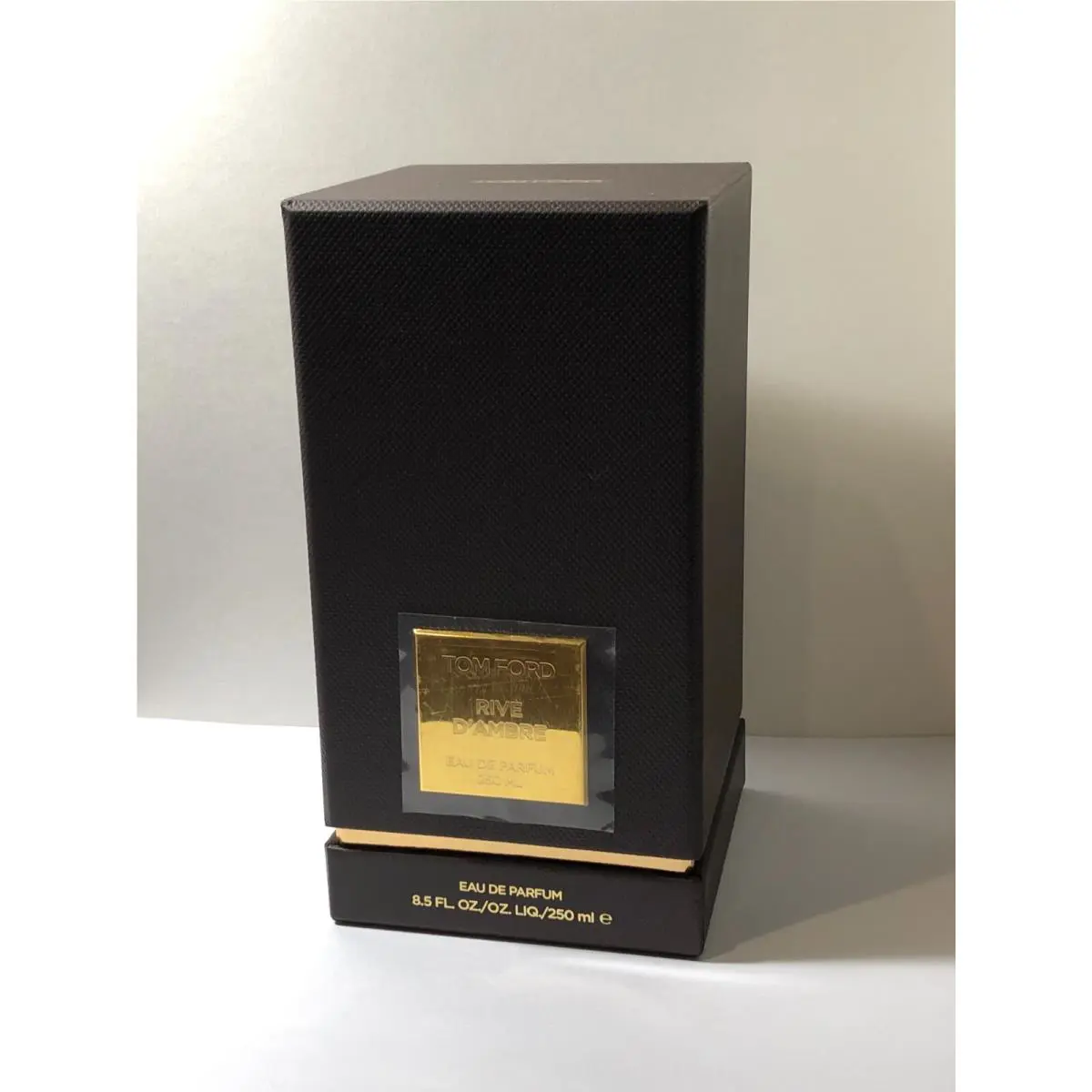 Tom Ford Rive D`ambre Eau De Parfum Spray 250 ML / 8.5 Fl.oz.nib