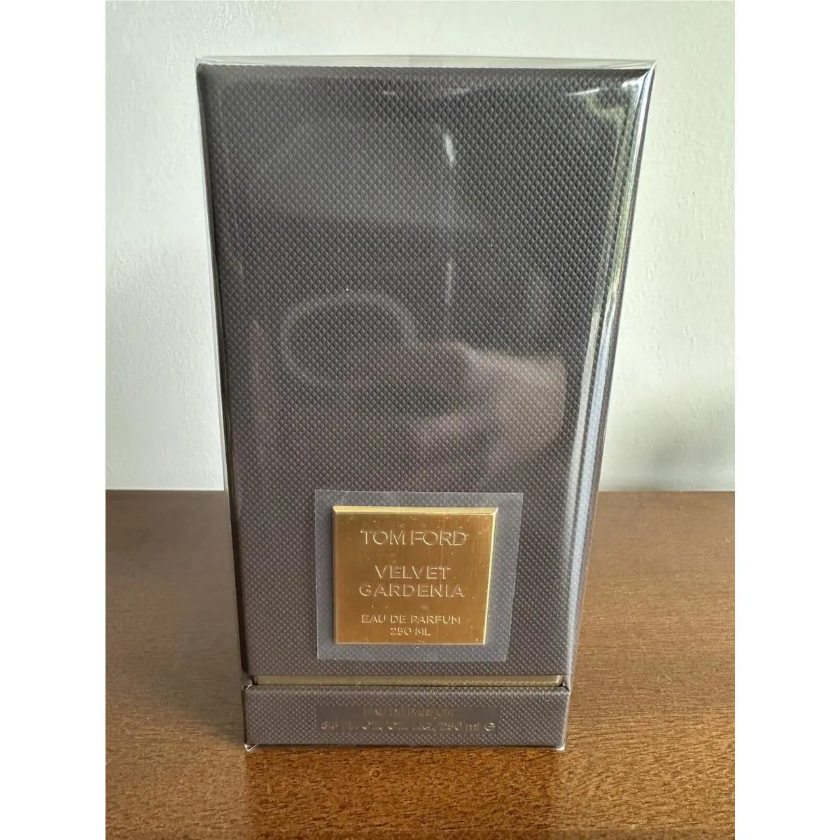 Tom Ford Velvet Gardenia Edp 8.5oz / 250ml Decanter Rare
