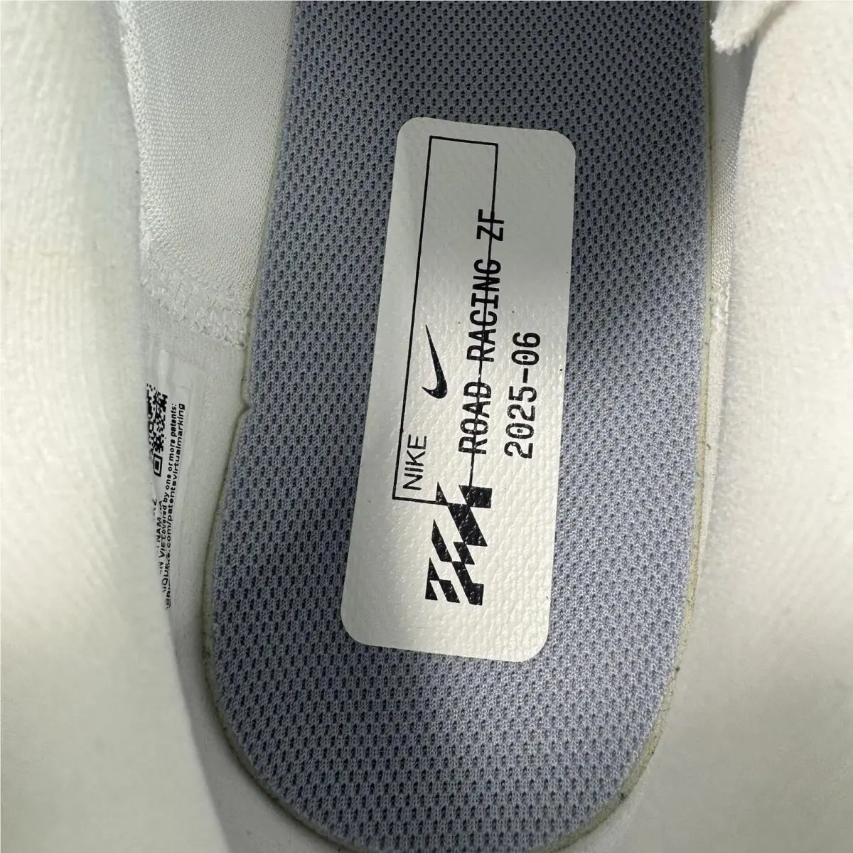 Nike shoes - Nike Zoom Fly - Zoom Fly - FN8454-104 - White 5