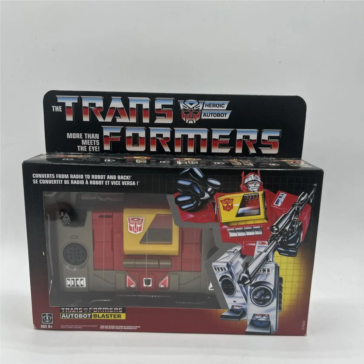 Transformers G1 Reissue Autobot Blaster Exclusive Retro Play Display