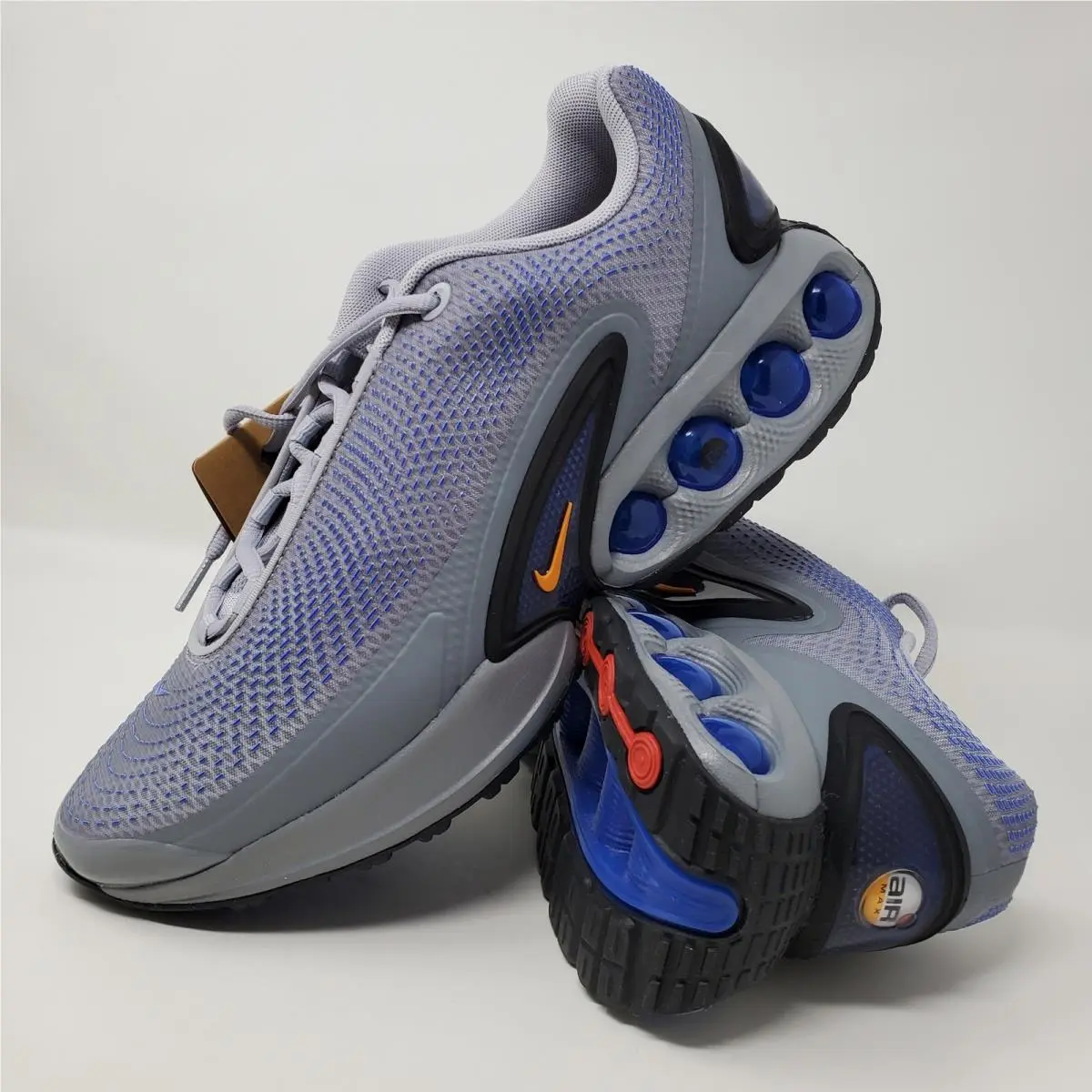 Nike Air Max Dn Men`s Size 10 Wolf Grey Hyper Royal Metallic Silver DV3337-017