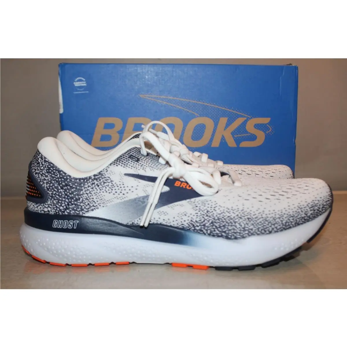 Brooks shoes - Brooks Ghost 16 - Ghost - 110418-1D-130 - Multicolor 2