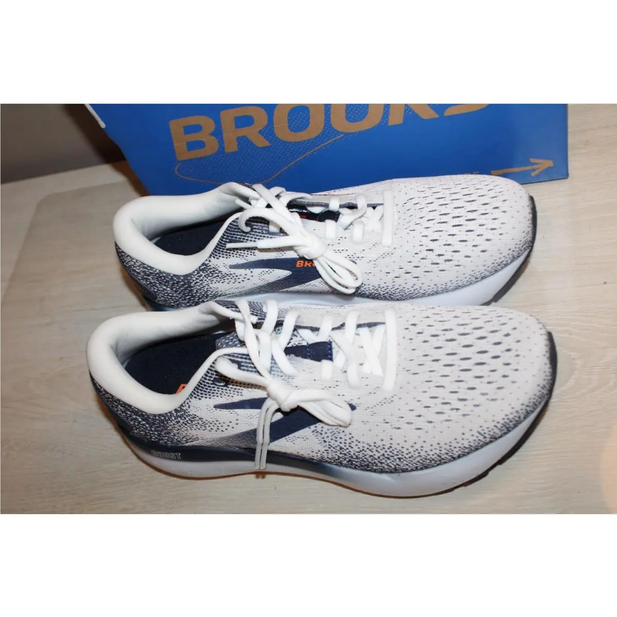 Brooks shoes - Brooks Ghost 16 - Ghost - 110418-1D-130 - Multicolor 3