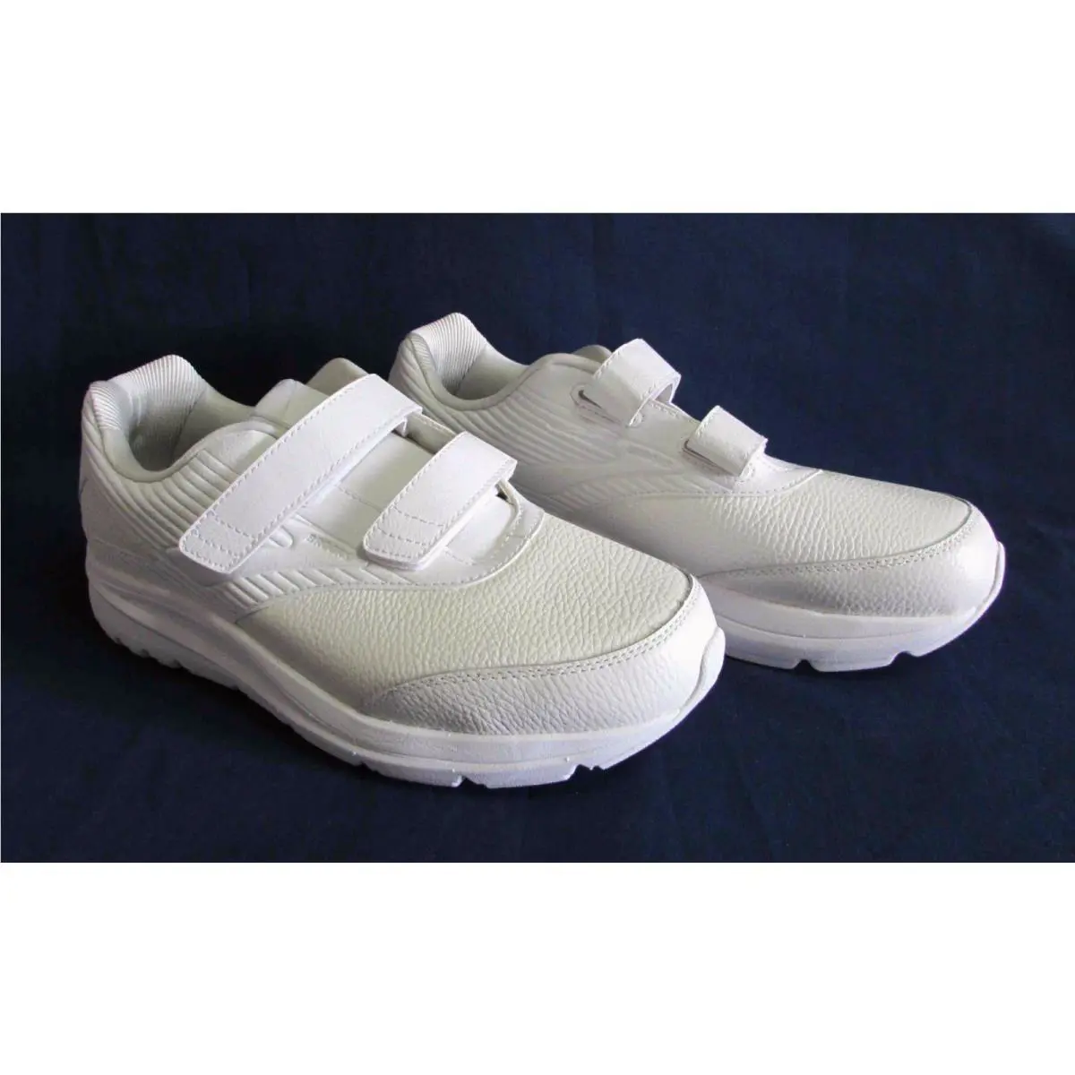 Brooks shoes - White 1