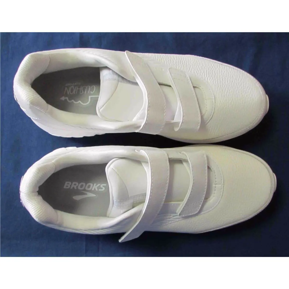 Brooks shoes - White 3