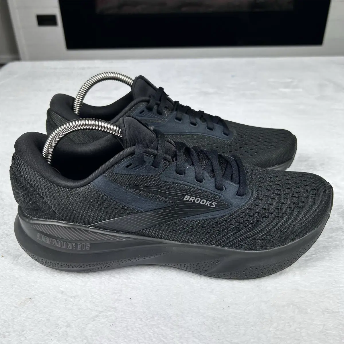 Brooks shoes - Brooks Adrenaline GTS 24 - Adrenaline GTS - 110437-1D-020 - Black (UPC: 0195394531763) 8