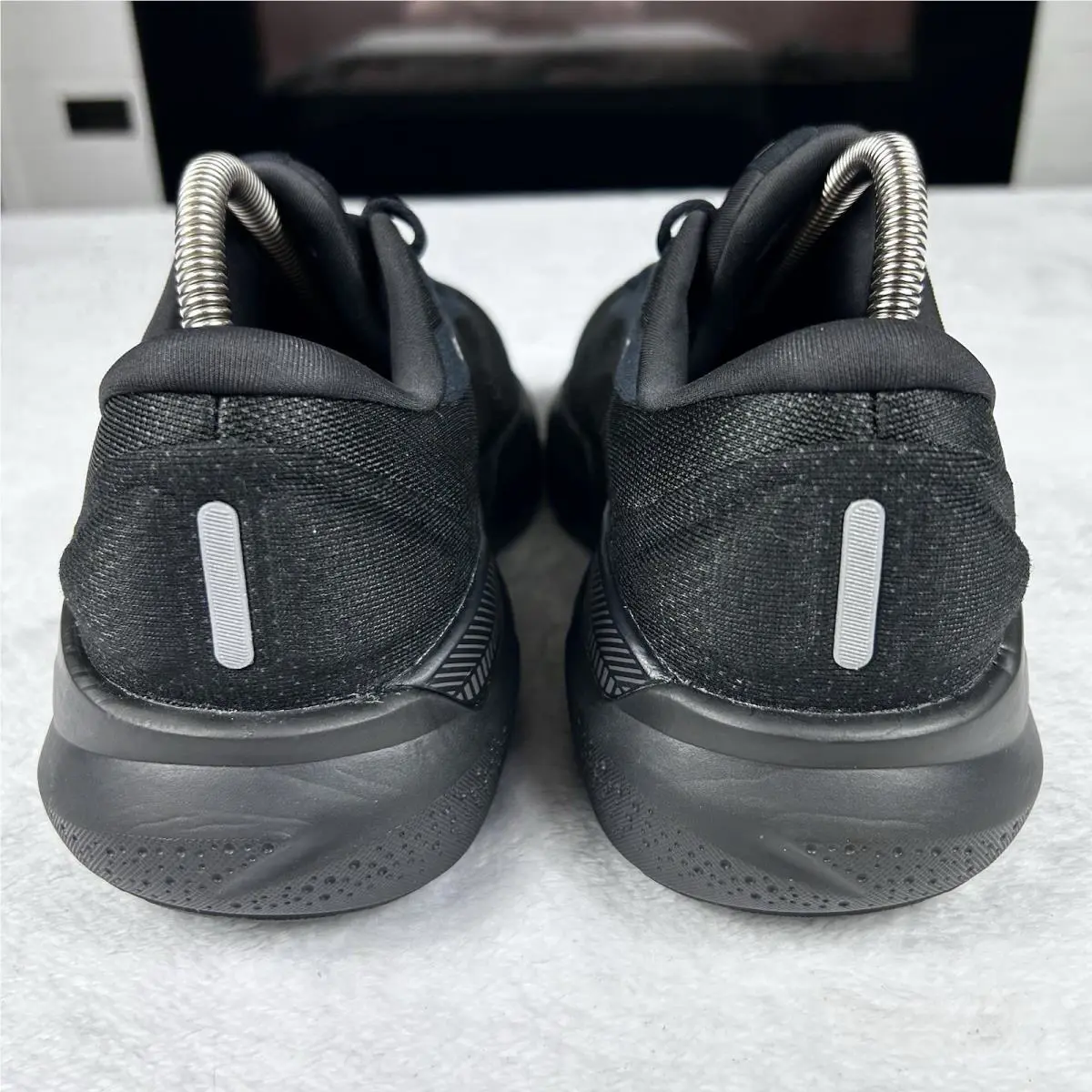 Brooks shoes - Brooks Adrenaline GTS 24 - Adrenaline GTS - 110437-1D-020 - Black (UPC: 0195394531763) 9
