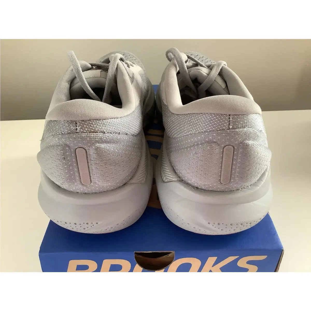 Brooks shoes - Brooks Adrenaline GTS 24 - Adrenaline GTS - Gray 0