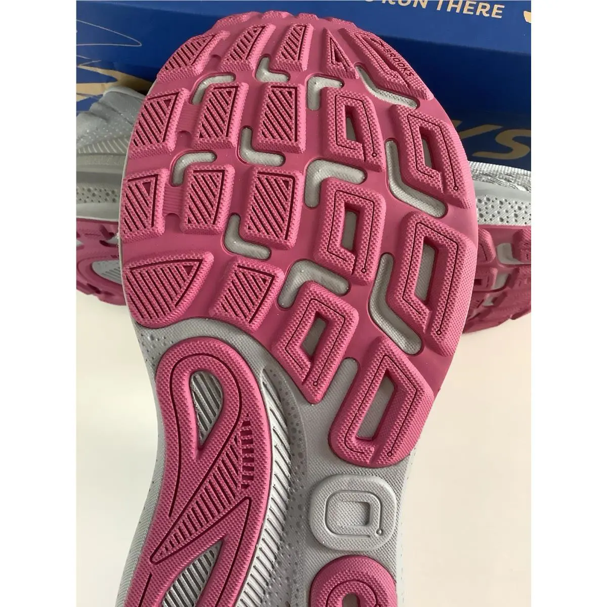 Brooks shoes - Brooks Adrenaline GTS 24 - Adrenaline GTS - Gray 4