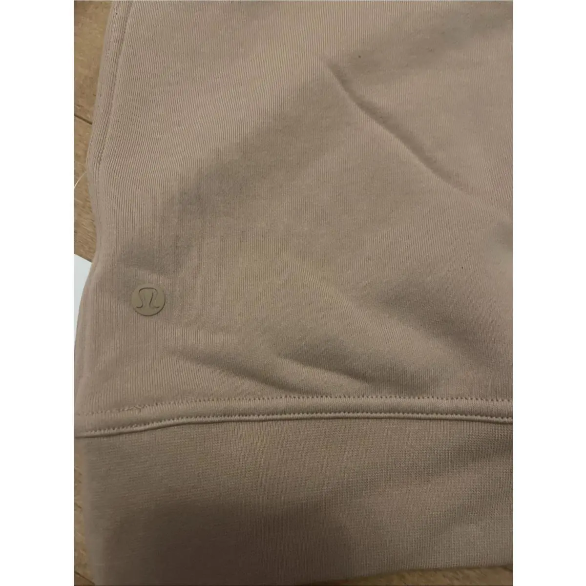 Lululemon clothing - Beige 5