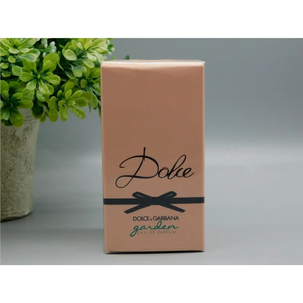 Dolce Gabbana Dolce Garden Eau De Parfum Spray 1.0 oz