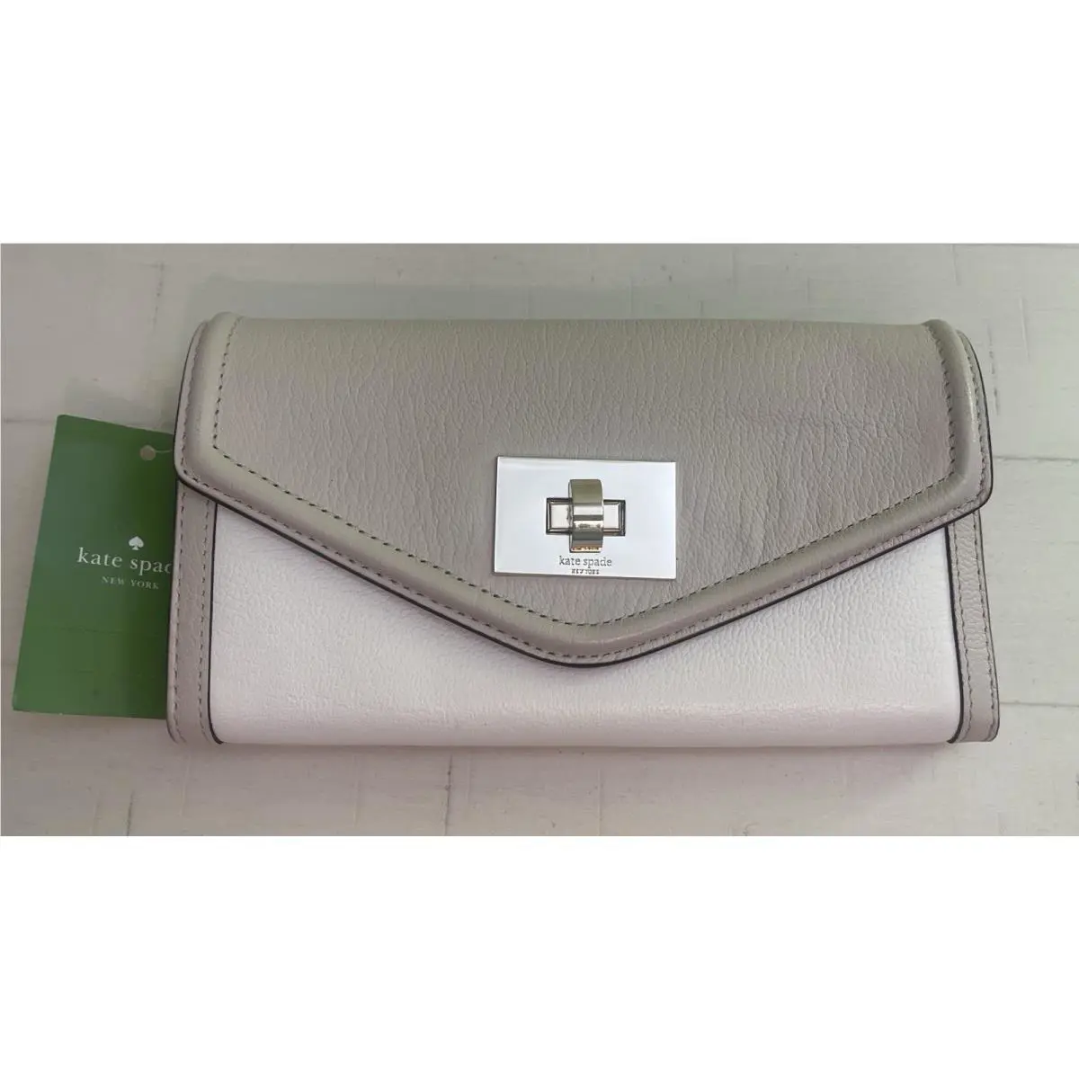 Kate Spade WLRU2537 Walter Place Wallet Peble/crem