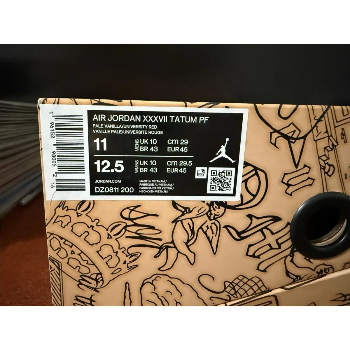 Nike shoes - Air Jordan 37 - Air - DZ0811-200 - Pale Vanilla/Black/Pale Ivory/University Red 5