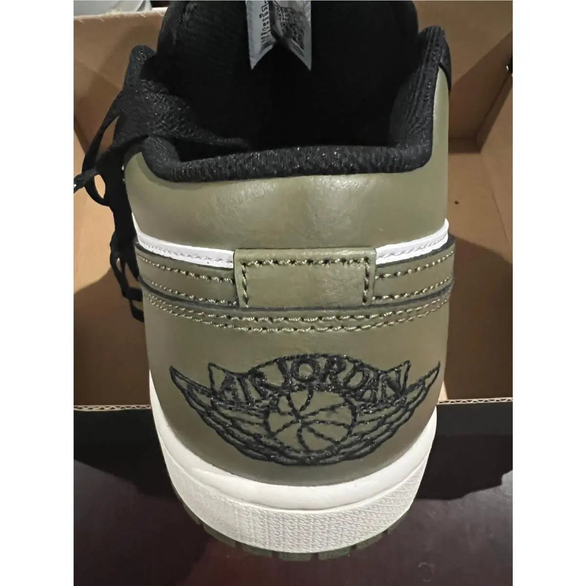 Nike shoes - 553558 - 553558 - BLACK/WHITE-MEDIUM OLIVE 4