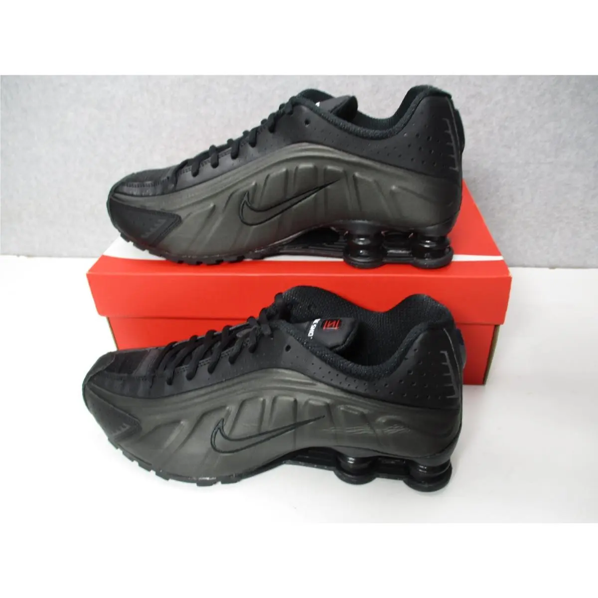 Nike shoes - Nike Shox R4 - Shox - HQ1988-001 - Black (UPC: 197859055098) 1