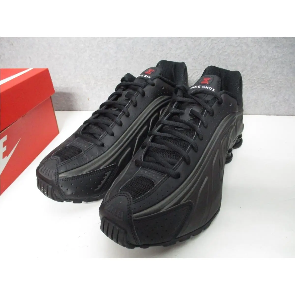 Nike shoes - Nike Shox R4 - Shox - HQ1988-001 - Black 1