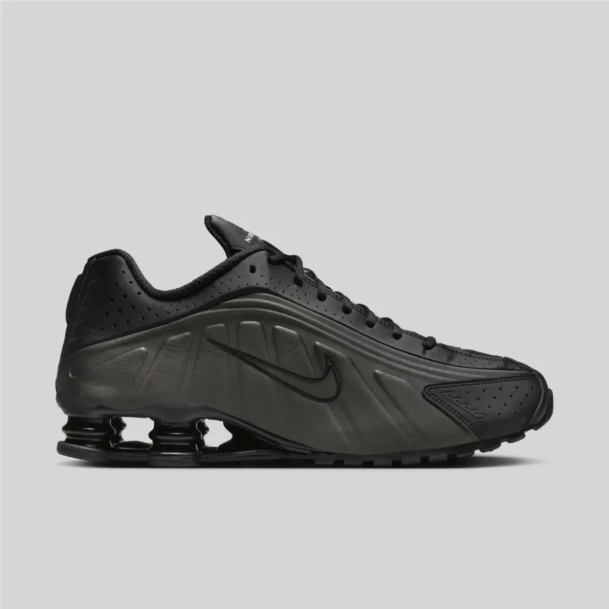 Nike shoes - Nike Shox R4 - Shox - HQ1988-001 - Black 1