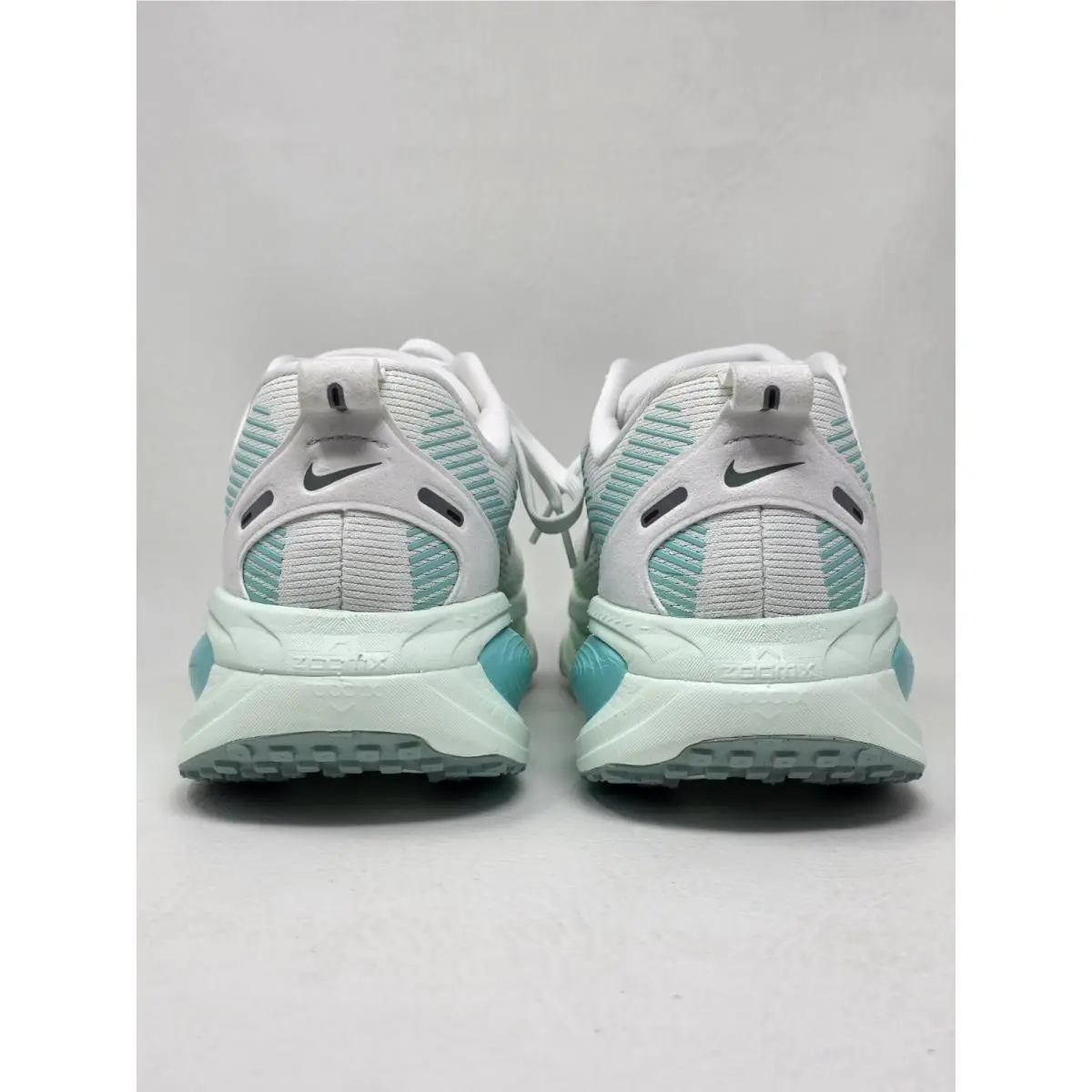 Nike shoes - Nike Vomero 18 - Vomero - HM6804 106 - White/Cannon-Bleached Turq 3