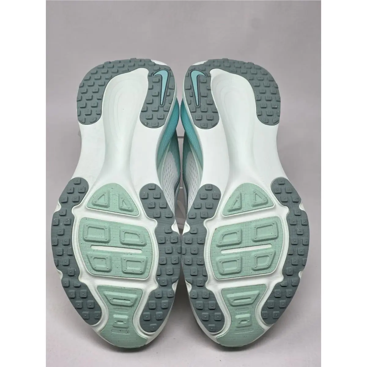 Nike shoes - Nike Vomero 18 - Vomero - HM6804 106 - White/Cannon-Bleached Turq 4